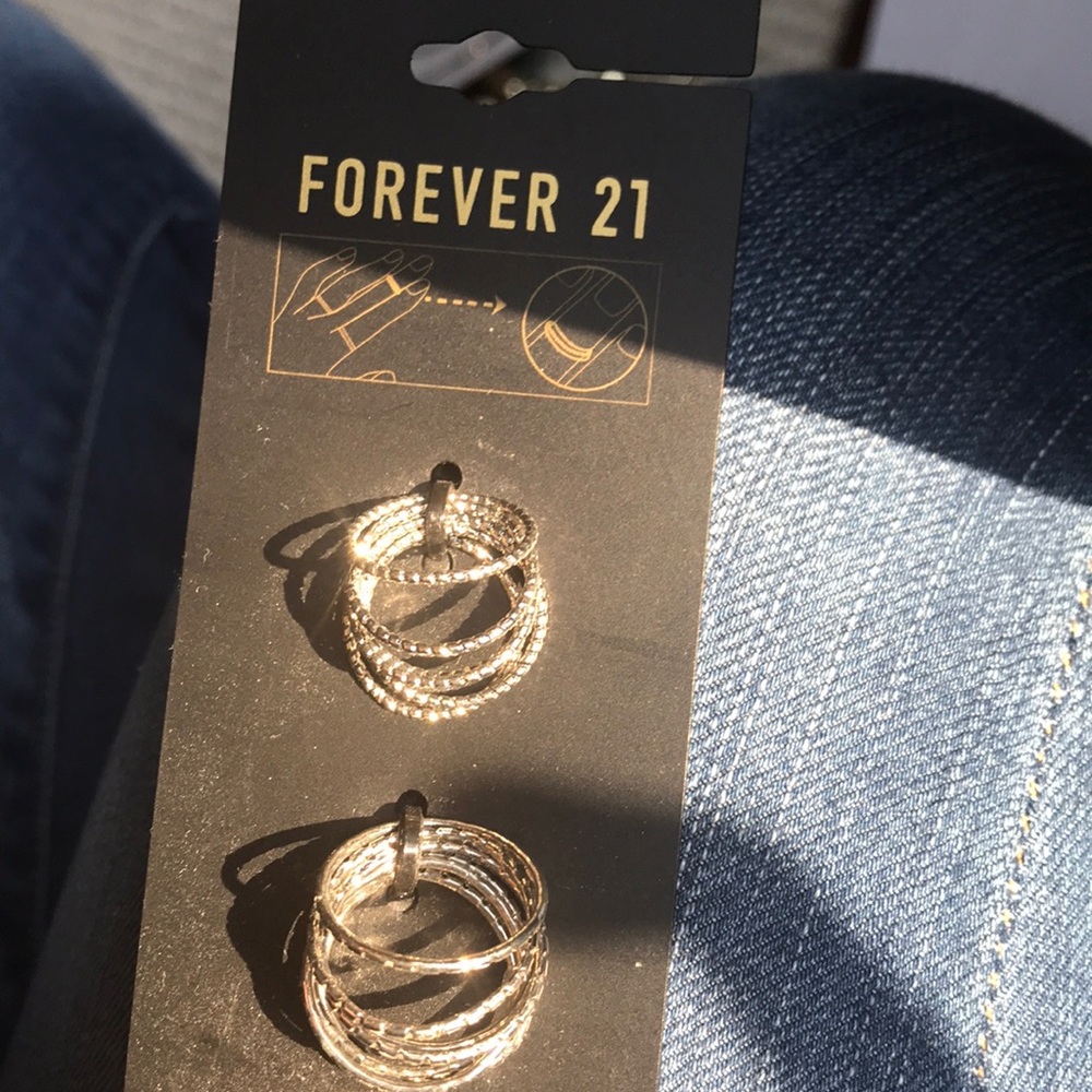 Forever 21 NWT midi ring set